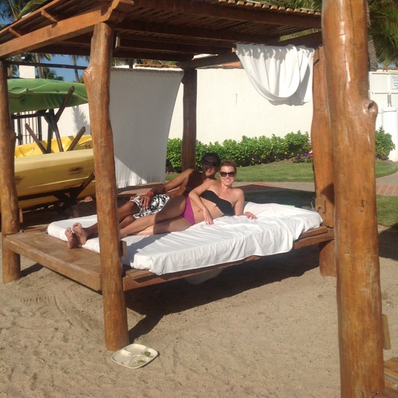 Black bandeau style rip curl bikini with fringe. - Picture 4 of 4